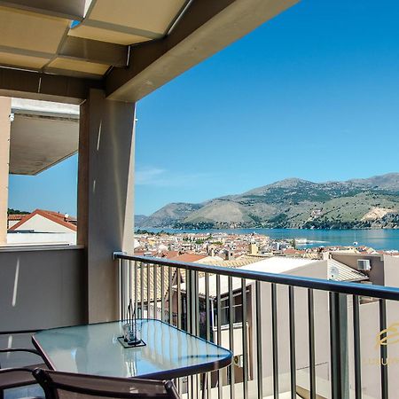 Emily'S Luxury Apartments Argostoli  Exterior photo