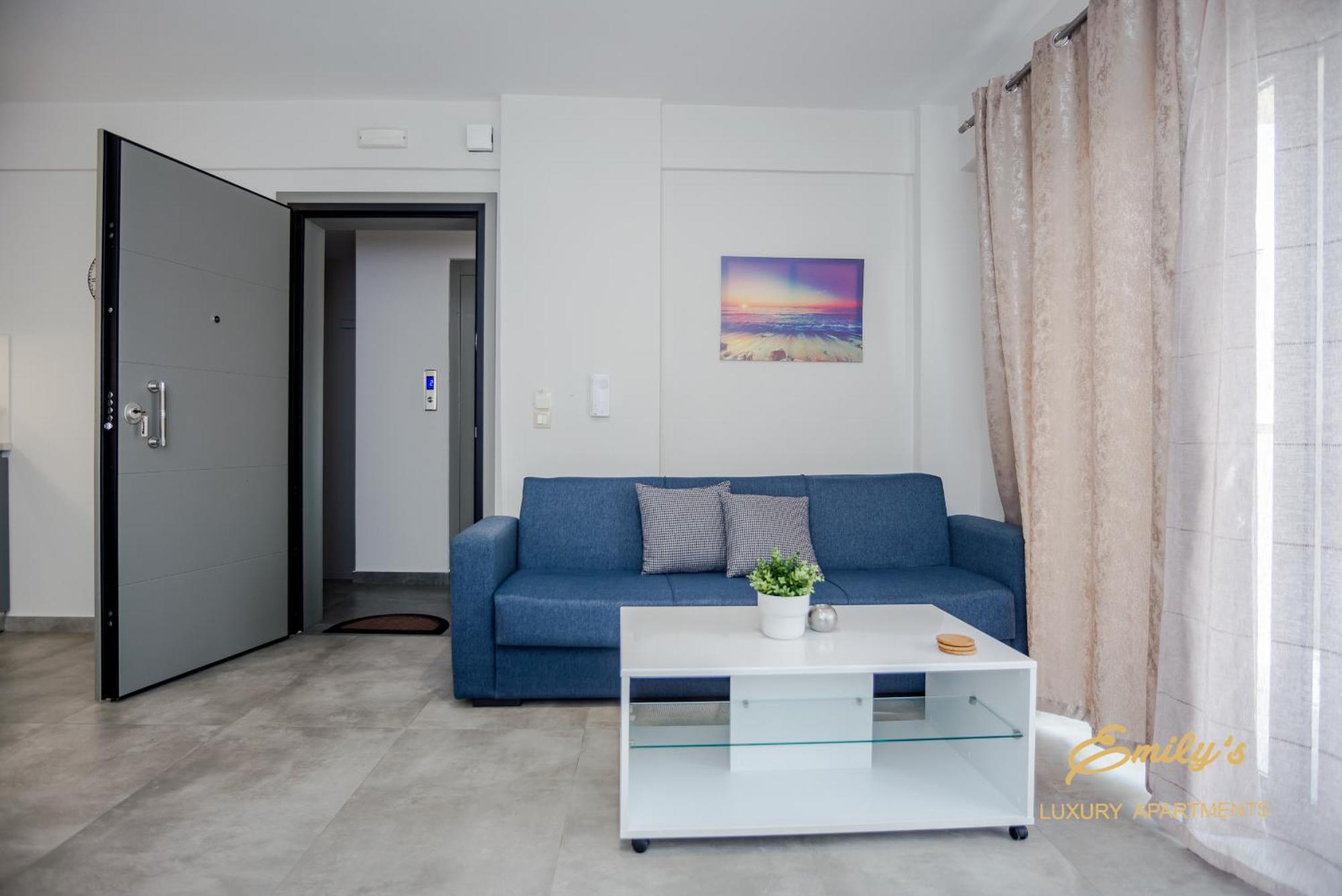 Emily'S Luxury Apartments Argostoli  Exterior photo
